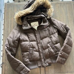 Vintage Hollister Y2K Chocolate Puffer Jacket with faux Fur Trim